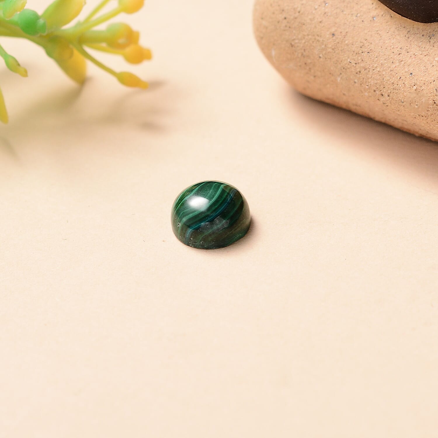 Malachite Round 8 mm Gemstone, 2.36 Ct