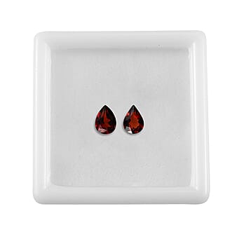 https://tjcuk.sirv.com/Products/85/1/8511677/Set-Of-2-Mozambique-Garnet-Pear-7X5-mm-Gemstone-1-75-Ct_8511677_3.jpg?w=342&h=342