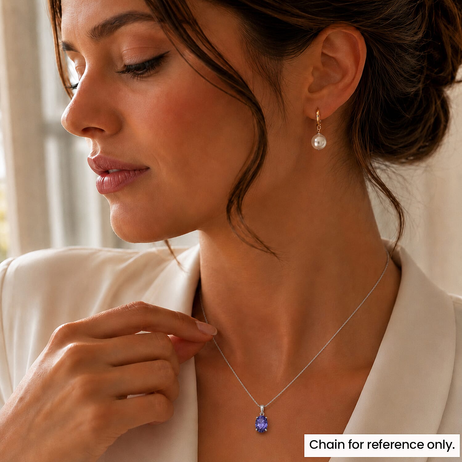Rhapsody 950 Platinum AAAA Tanzanite Oval Solitaire Pendant 1.05 Ct