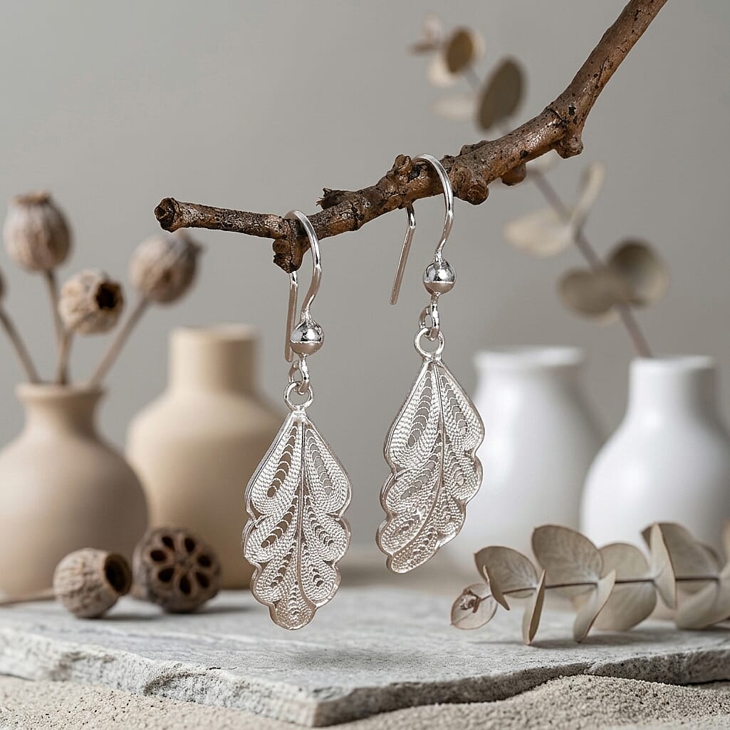Royal Bali Collection - Sterling Silver Leaf Design Earring with Hook