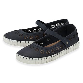 https://tjcuk.sirv.com/Products/85/1/8515544/Lotus-Ladies-Shoe-Size-40-Navy_8515544_1.jpg?w=342&h=342
