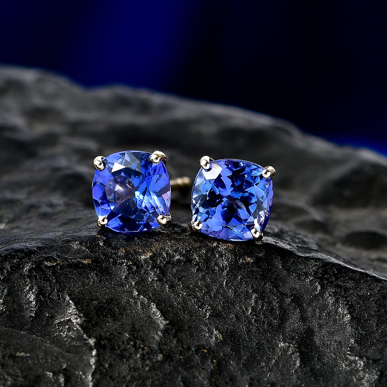 9K Yellow Gold Tanzanite Solitaire Stud Push Post Earring 2.60 Ct.