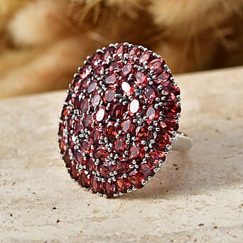 https://tjcuk.sirv.com/Products/85/1/8516670/EverTrue-Red-Garnet-Cluster-Ring-Pure-Yellow-Brass-13-039-Ct_8516670_2.jpg?w=342&h=342