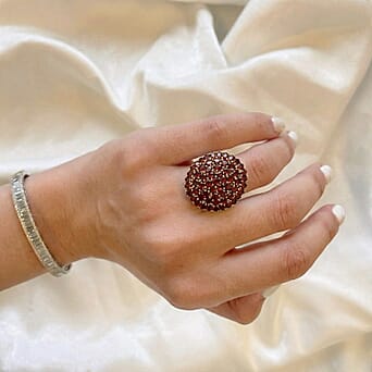 https://tjcuk.sirv.com/Products/85/1/8516674/Natural-Red-Garnet-Cluster-Ring-13-02-Ct_8516674_1.jpg?w=342&h=342