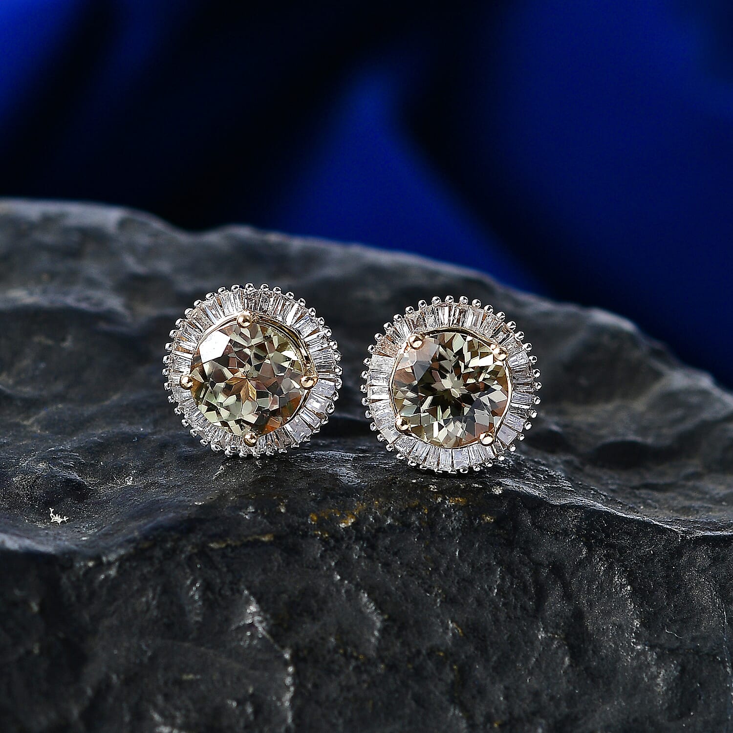 Birthday Deal by Tony Diniz - 9K Yellow Gold AAA Turkizite & Natural  Diamond Solitaire Stud Push Post Earring 2.81 Ct