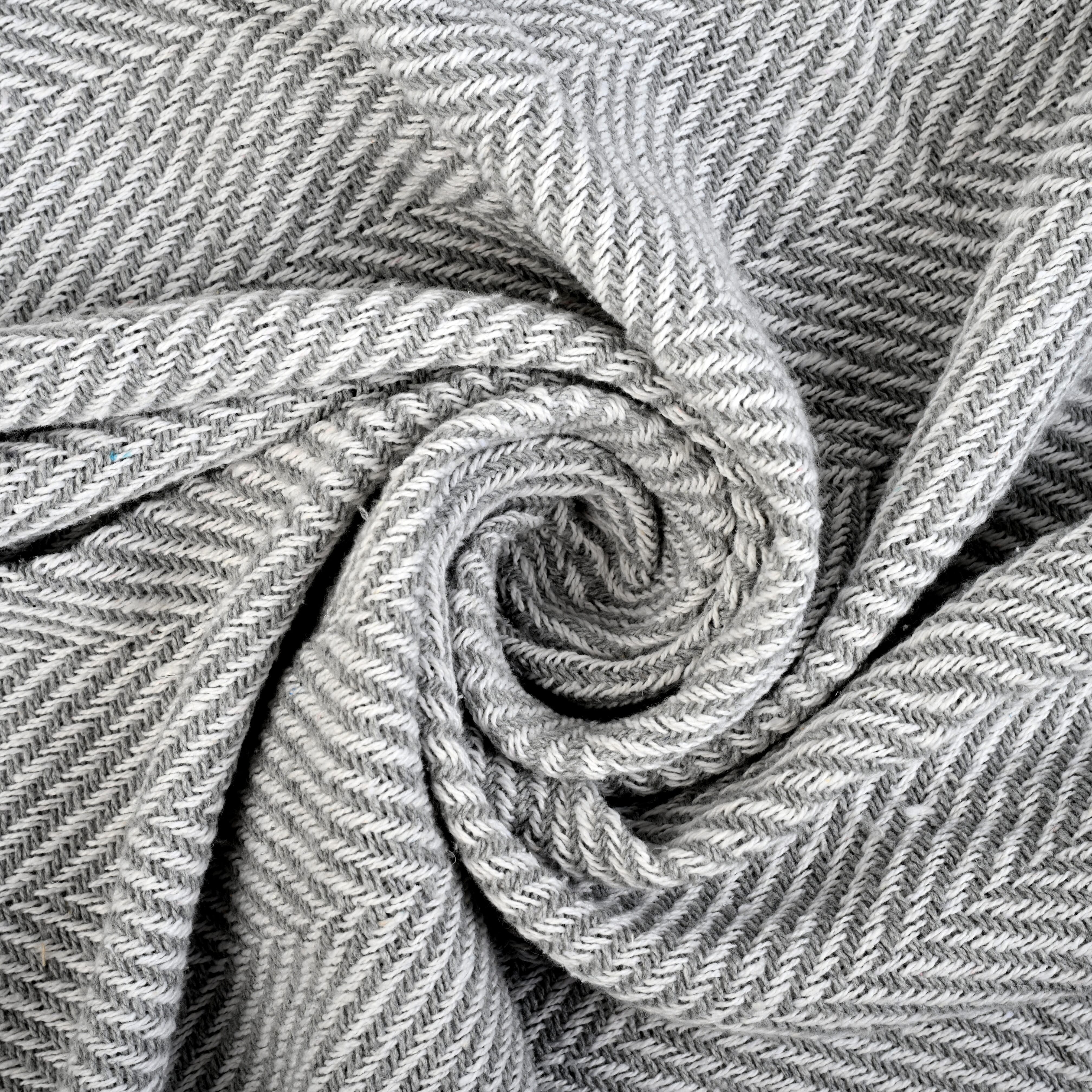 Livmore 100%  Cotton Woven Throw Blanket - (Size 130x160 cm) - Light Grey