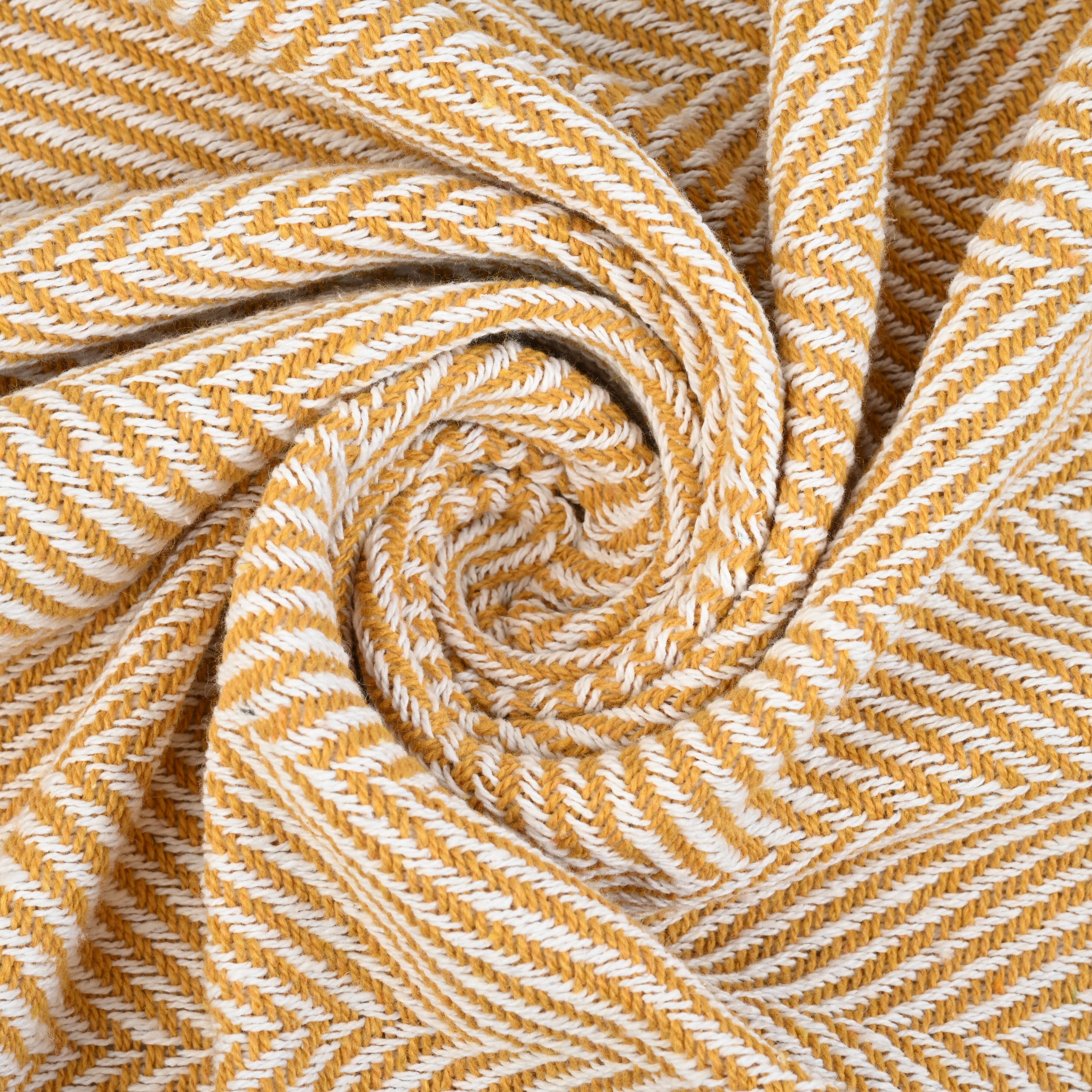 LIVMORE Cotton Patterned Throw Blanket
