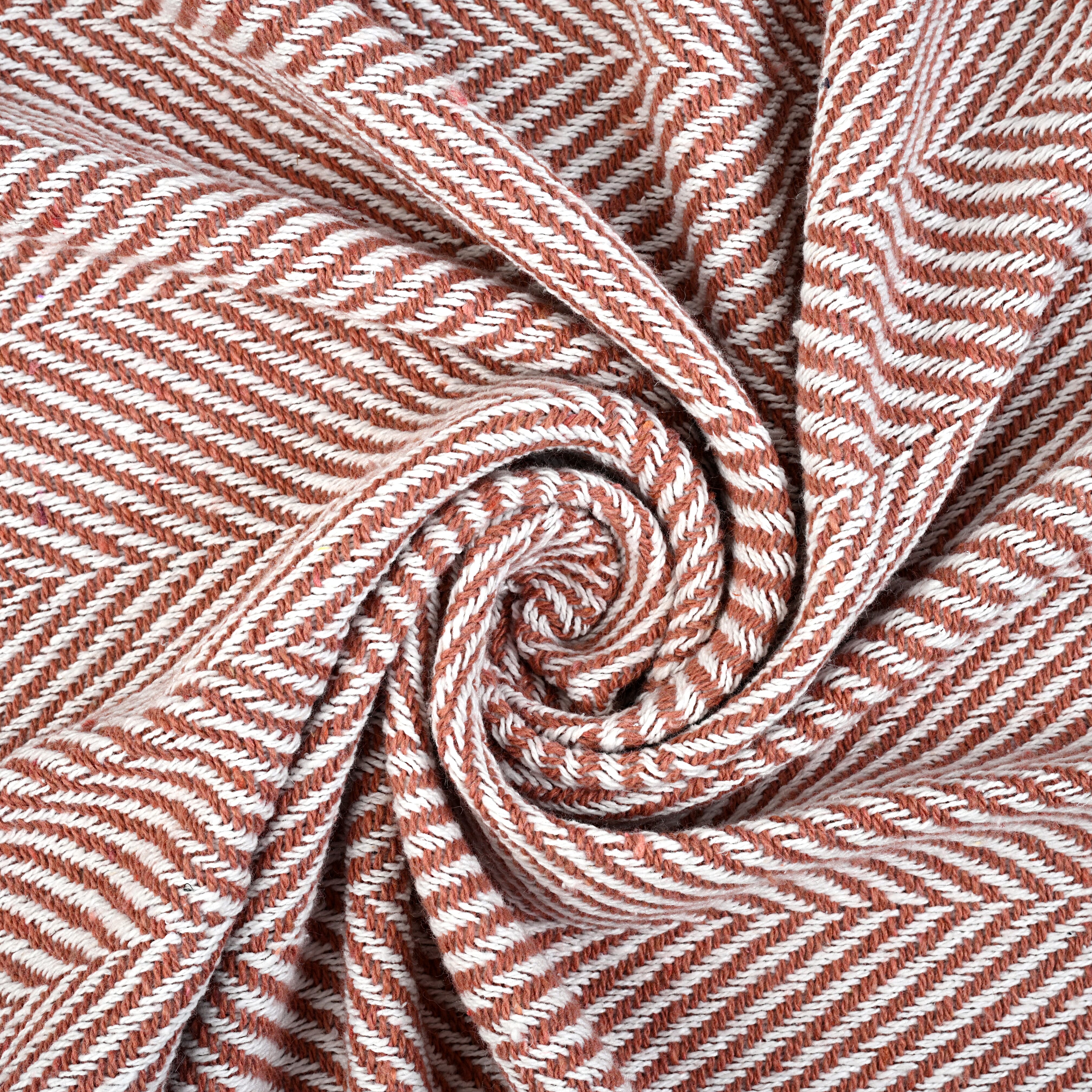 LIVMORE Cotton Patterned Throw Blanket