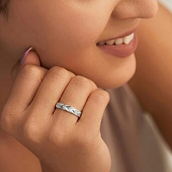 https://tjcuk.sirv.com/Products/85/1/8519044/Leaf-Texture-Eternity-Band-Ring-in-Platinum-Overlay-Sterling-Silver_8519044_1.jpg?w=342&h=342