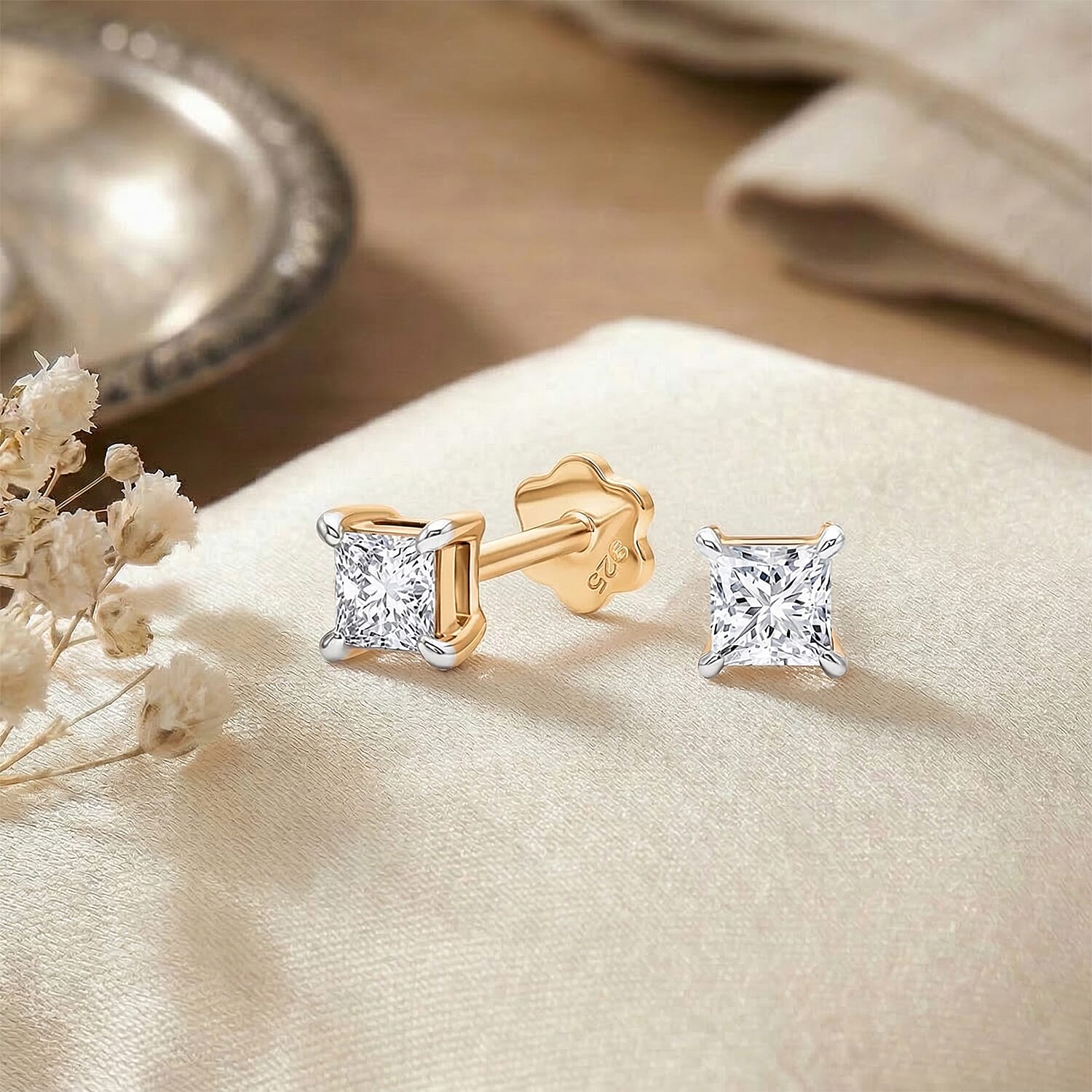 Luxuriant VS-EF Lab Grown Diamond Earring with Screw Back in 18K Vermeil Yellow Gold Plated Sterling Silver 0.50 Ct.