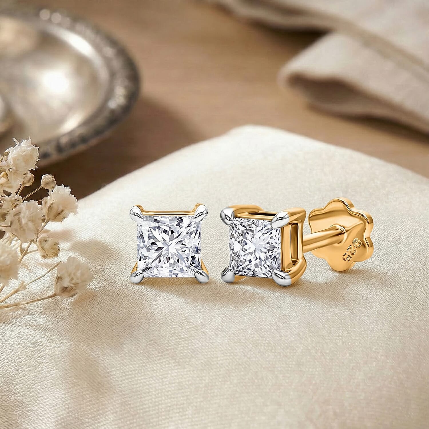 Luxuriant VS-EF Lab Grown Diamond Earring with Screw Back in 18K Vermeil Yellow Gold Plated Sterling Silver 1.00 Ct.