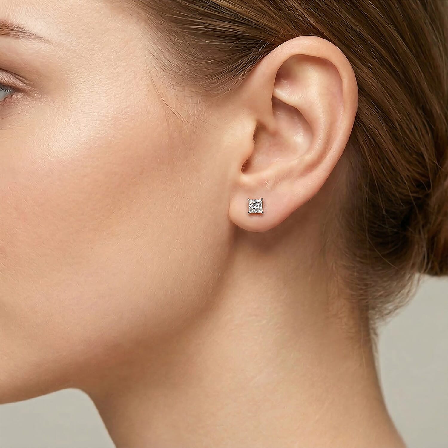 Luxuriant VS-EF Lab Grown Diamond Earring with Screw Back in Rhodium Overlay Sterling Silver 1.00 Ct.