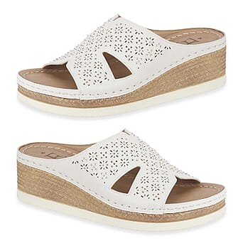 https://tjcuk.sirv.com/Products/85/2/8520656/Emma-Diamante-Trim-Ladies-Wedge-Sandals-Size-7-White_8520656.jpg?w=342&h=342