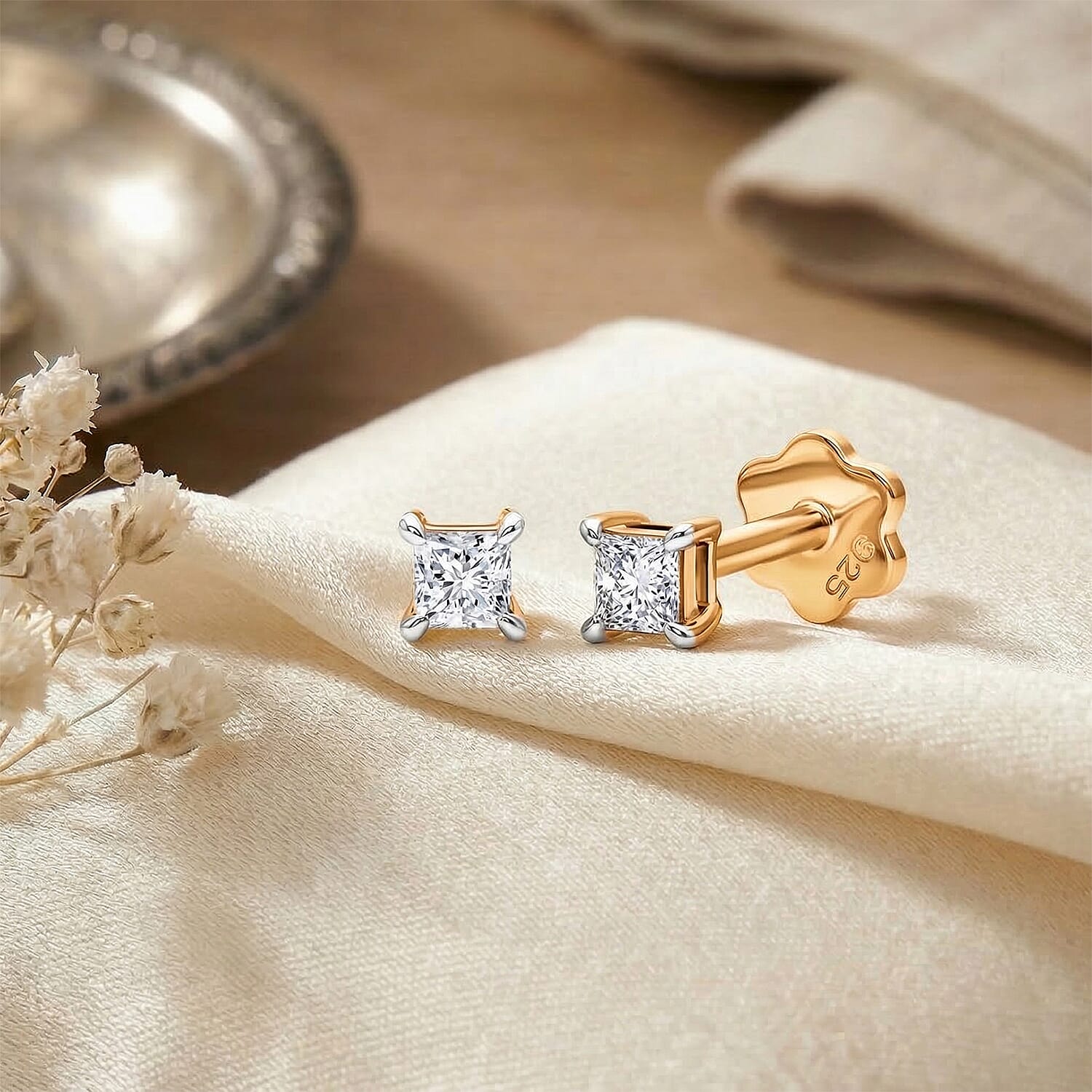 Luxuriant VS-EF Lab Grown Diamond Earring with Screw Back in 18K Vermeil Yellow Gold Plated Sterling Silver 0.20 Ct.