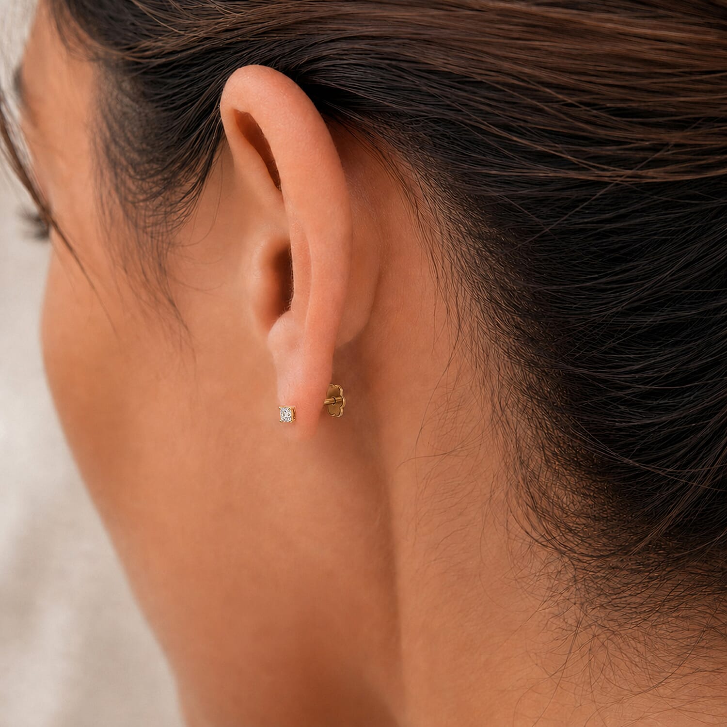 Luxuriant VS-EF Lab Grown Diamond Solitaire Earring with Screw Back in 18K Vermeil Yellow Gold Plated Sterling Silver 0.32 Ct.