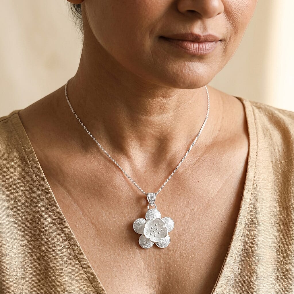 Royal Bali Collection - Sterling Silver Floral Pendant