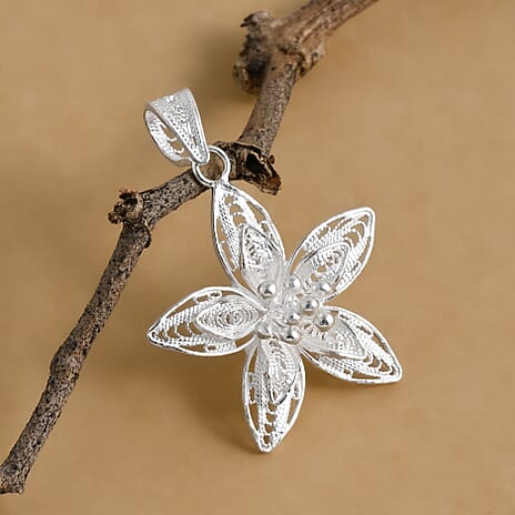 Royal Bali Collection - Sterling Silver Floral Pendant