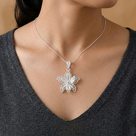 Royal Bali Collection - Sterling Silver Floral Pendant