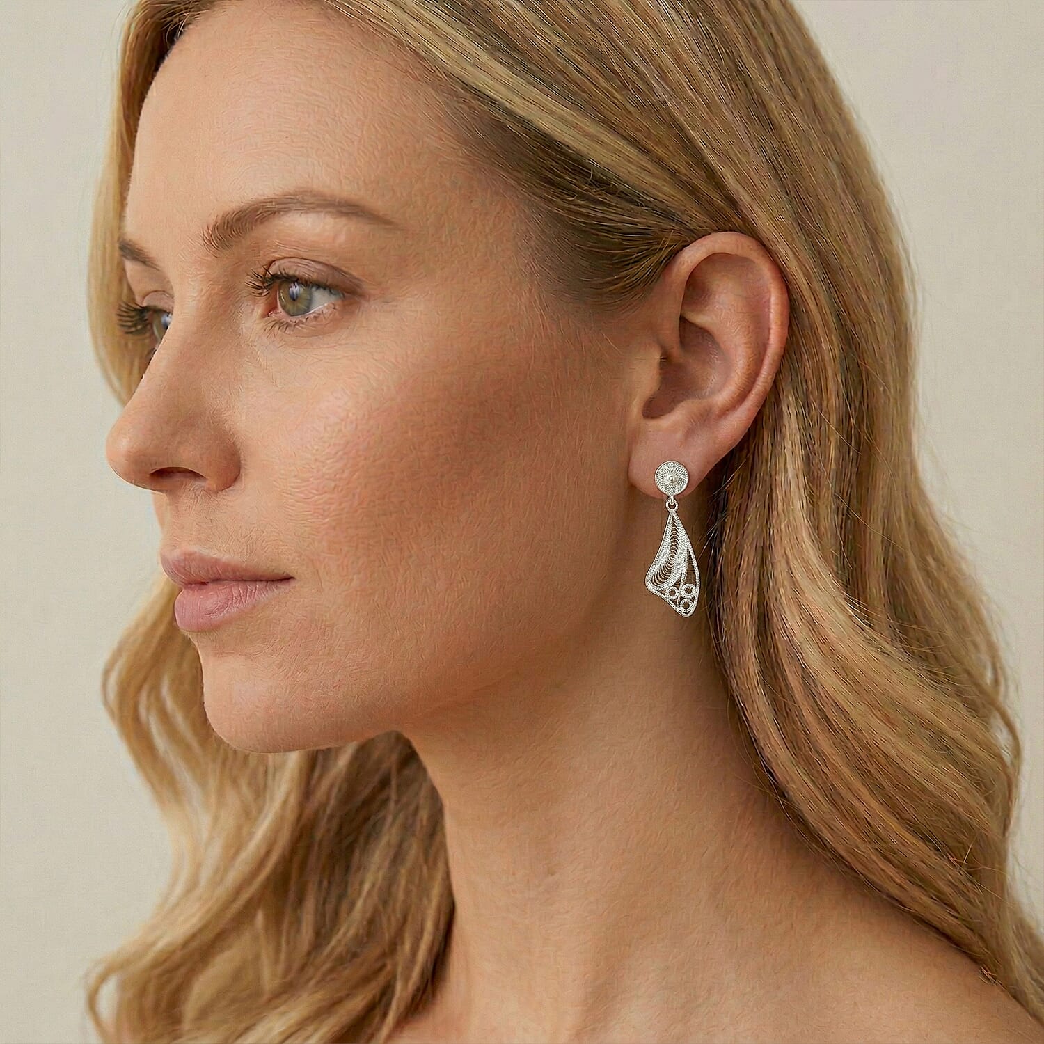 Royal Bali Collection - Sterling Silver Filigree Dangle Earring with Push Back