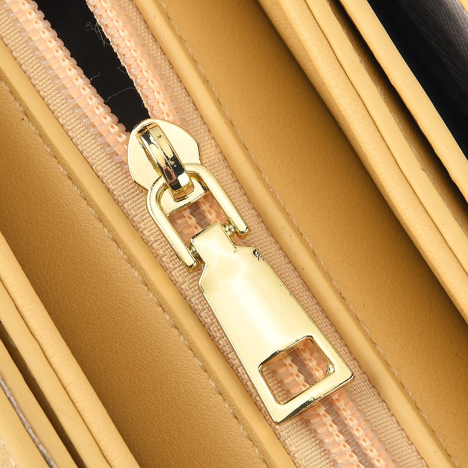 Stylish Embroidered Sleek Multi-Pocket Handbag with Adjustable Shoulder Strap - Yellow