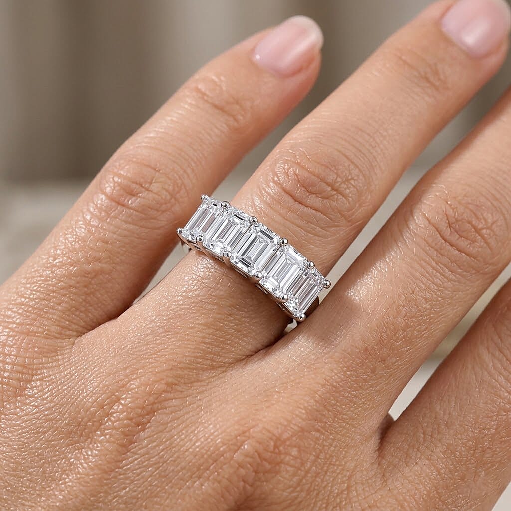 Luxuriant 950 Platinum SGL Certified VS-E-F Lab Grown Diamond 5 Stone Ring 3.00 Ct, Platinum Wt. 4.77 Gms