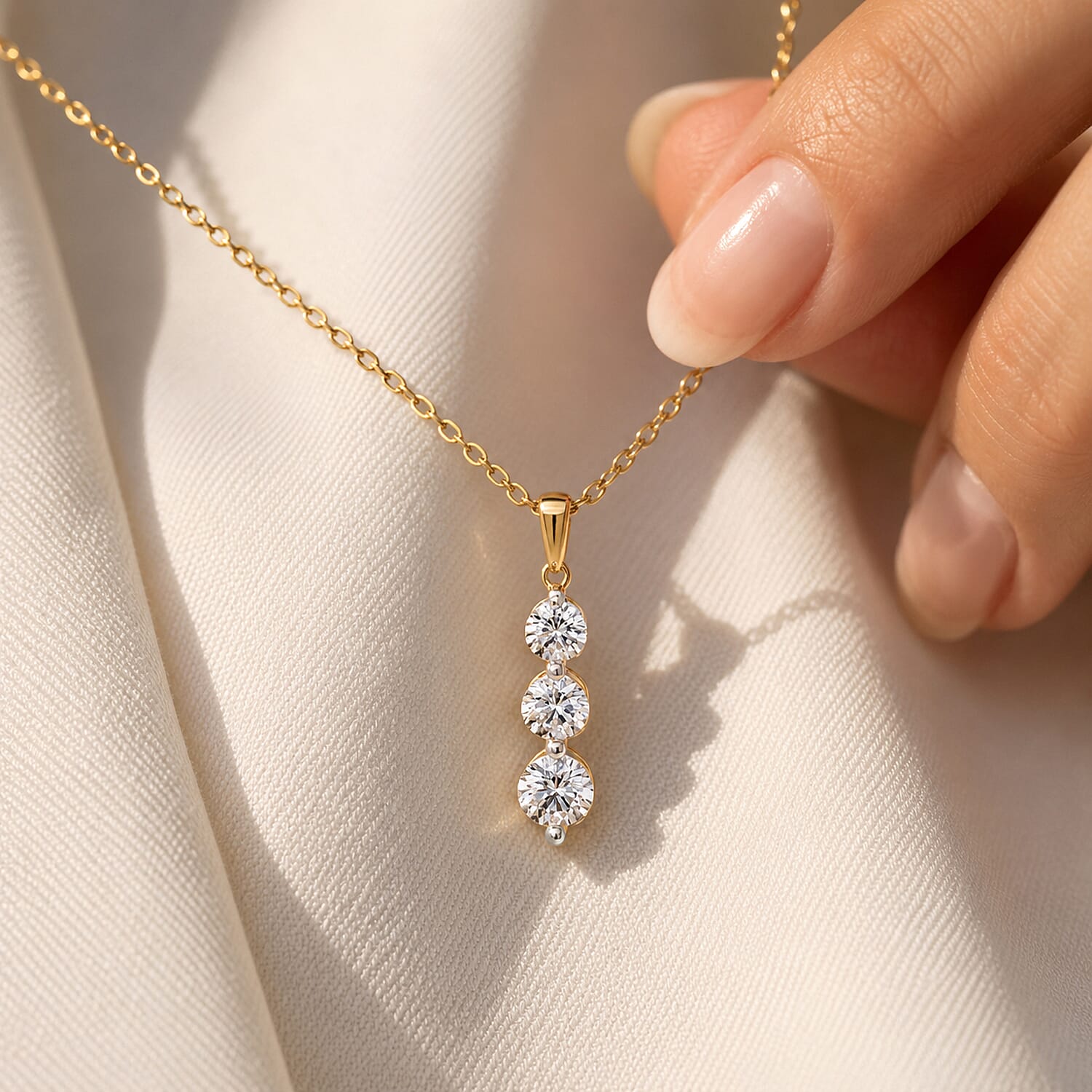 New York Close Out Deal-14K Yellow Gold Natural Diamond I1-I2-GH Pendant 1.00 Ct.