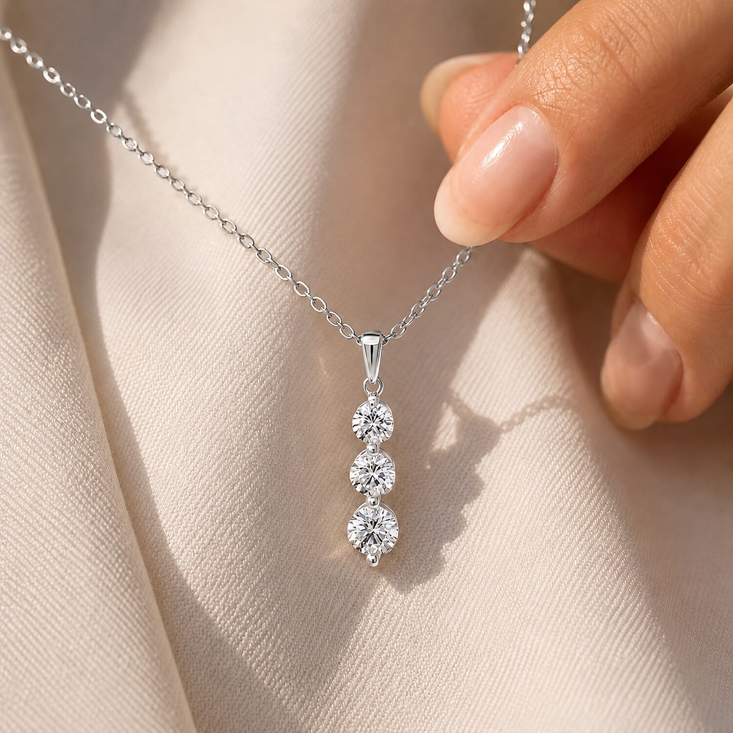 New York Close Out Deal-14K White Gold Natural Diamond I1-I2-GH Pendant 1.00 Ct.