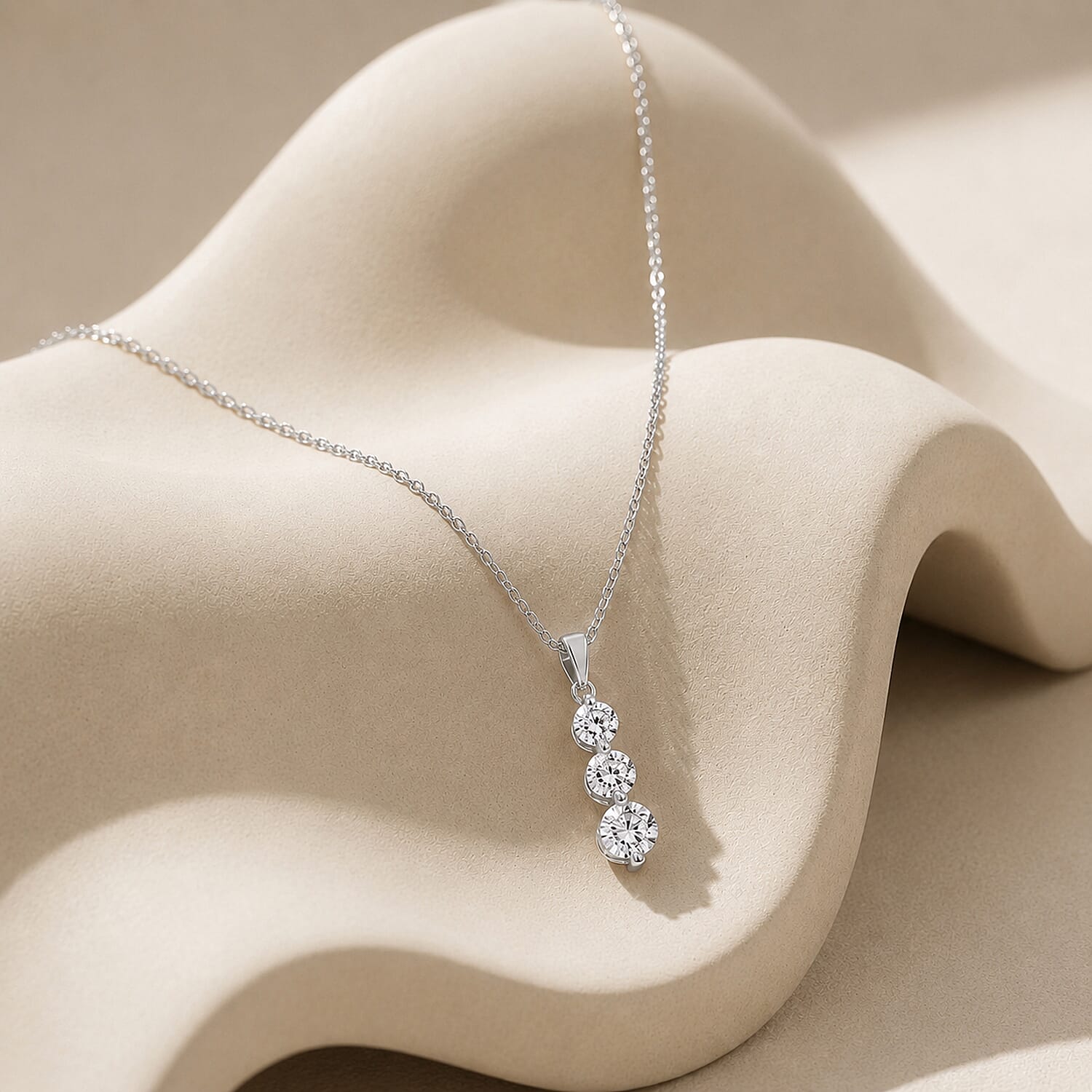 New York Close Out Deal-14K White Gold Natural Diamond I1-I2-GH Pendant 1.00 Ct.