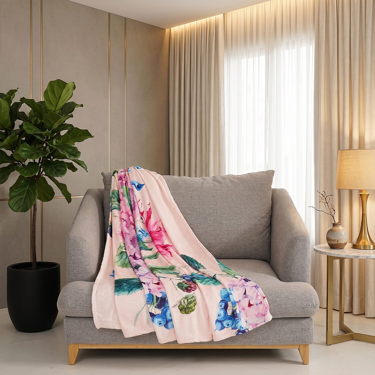 LIVMORE Single-Sided Digital Print Flannel Blanket (150x200cm)  Hydrangeas