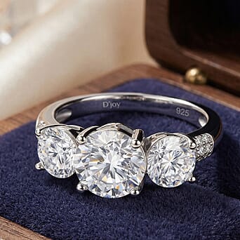 https://tjcuk.sirv.com/Products/85/3/8531815/D-Joy-GRA-Certified-Moissanite-Trilogy-Ring-in-Rhodium-Overlay-Sterlin_8531815_1.jpg?w=342&h=342