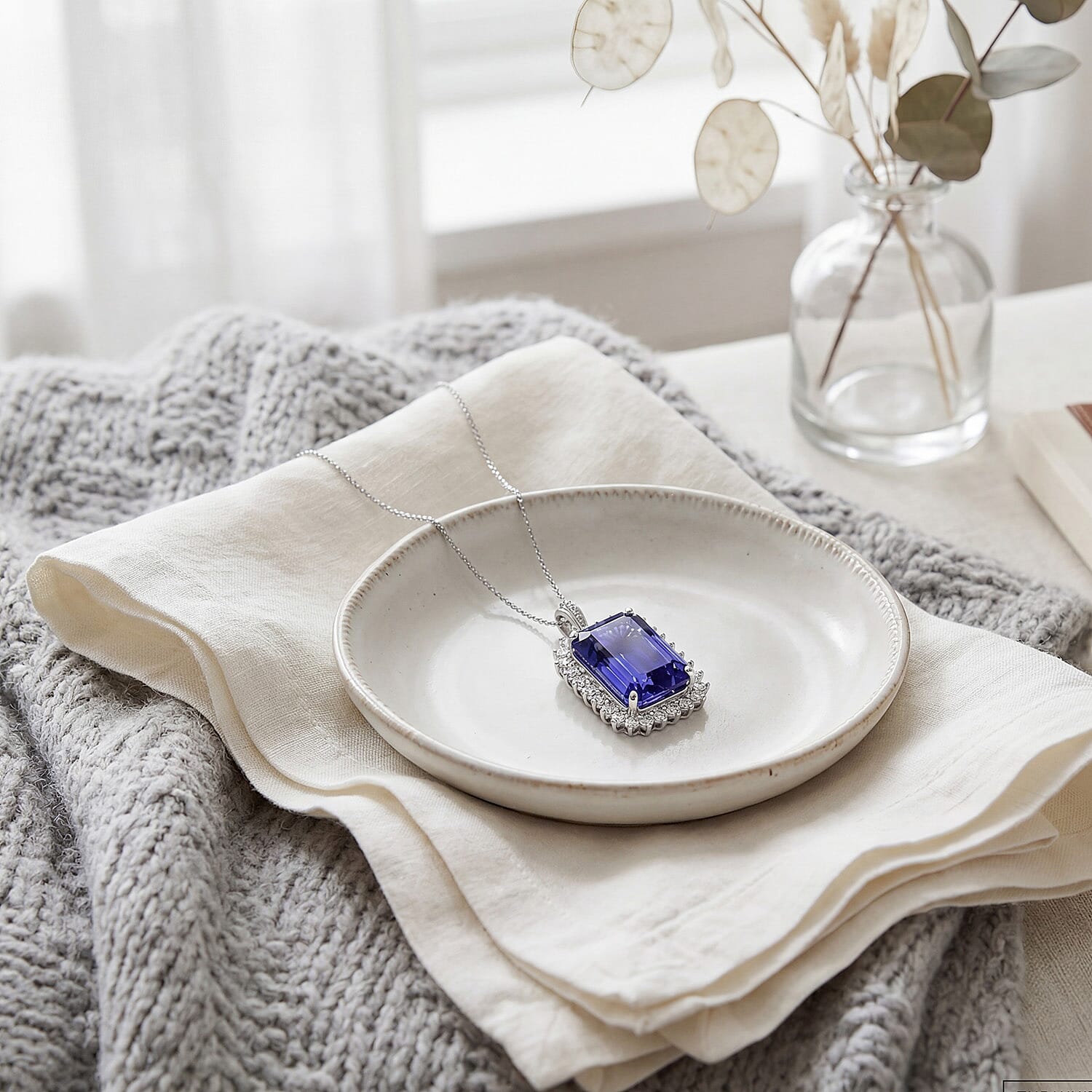 Rhapsody - 950 Platinum AAAA Tanzanite & VS-E-F White Diamond Halo Pendant 14.57 Ct, Platinum Wt. 5.66 Gms