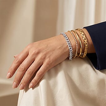 https://tjcuk.sirv.com/Products/85/5/8553558/Italian-Made-Sterling-Silver-Pyramid-Pave-Curb-Bracelet-Size-7-5-with-_8553558_2.jpg?w=342&h=342