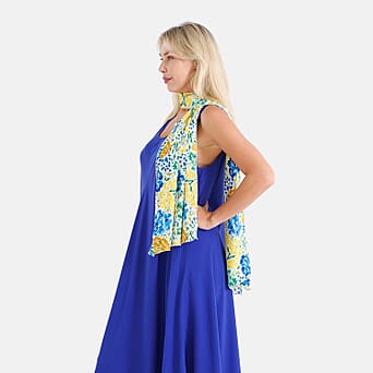 https://tjcuk.sirv.com/Products/85/5/8555089/La-Marey-Patterned-Dress-Size-One-Size-Curve-Blue_8555089_2.jpg?w=342&h=342
