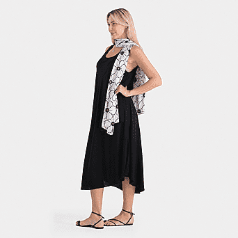 https://tjcuk.sirv.com/Products/85/5/8555115/La-Marey-Patterned-Dress-Size-One-Size-Black_8555115_1.jpg?w=342&h=342