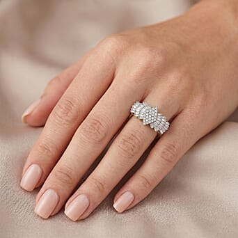 https://tjcuk.sirv.com/Products/85/5/8556658/Luxuriant-Lab-Grown-Diamond-SI-Ballerina-Ring-in-18K-Vermeil-Yellow-Go_8556658_1.jpg?w=342&h=342