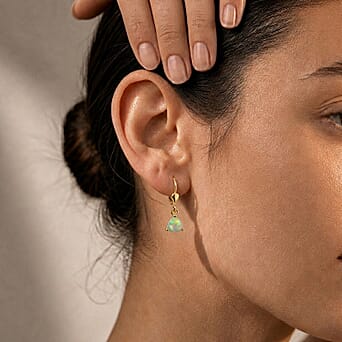 https://tjcuk.sirv.com/Products/85/5/8557350/Royal-Bali-Collection-D-Joy-Ethiopian-Opal-Trillion-Cut-Solitaire-Stud_8557350_3.jpg?w=342&h=342