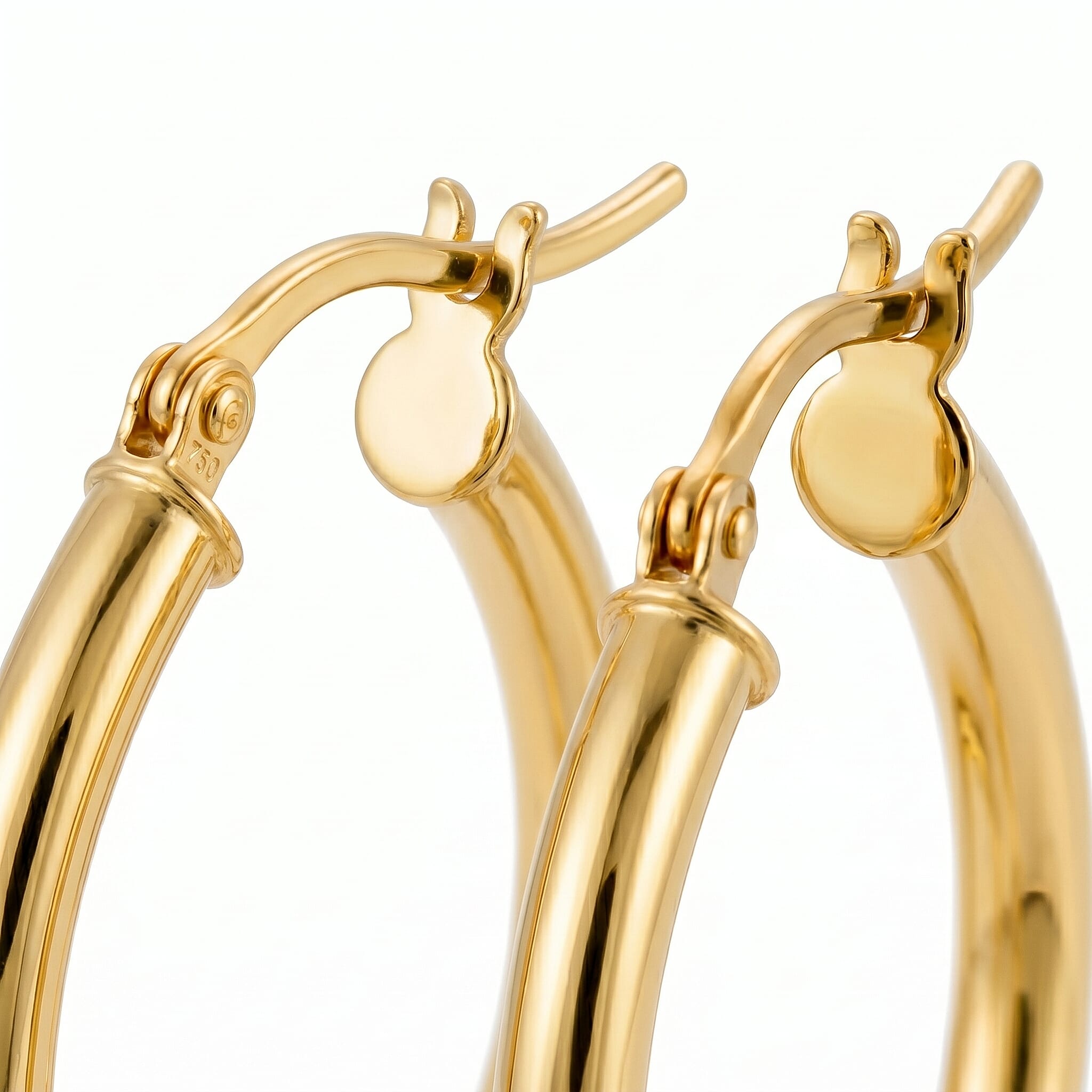 9K Yellow Gold Hoop Earring with Clasp