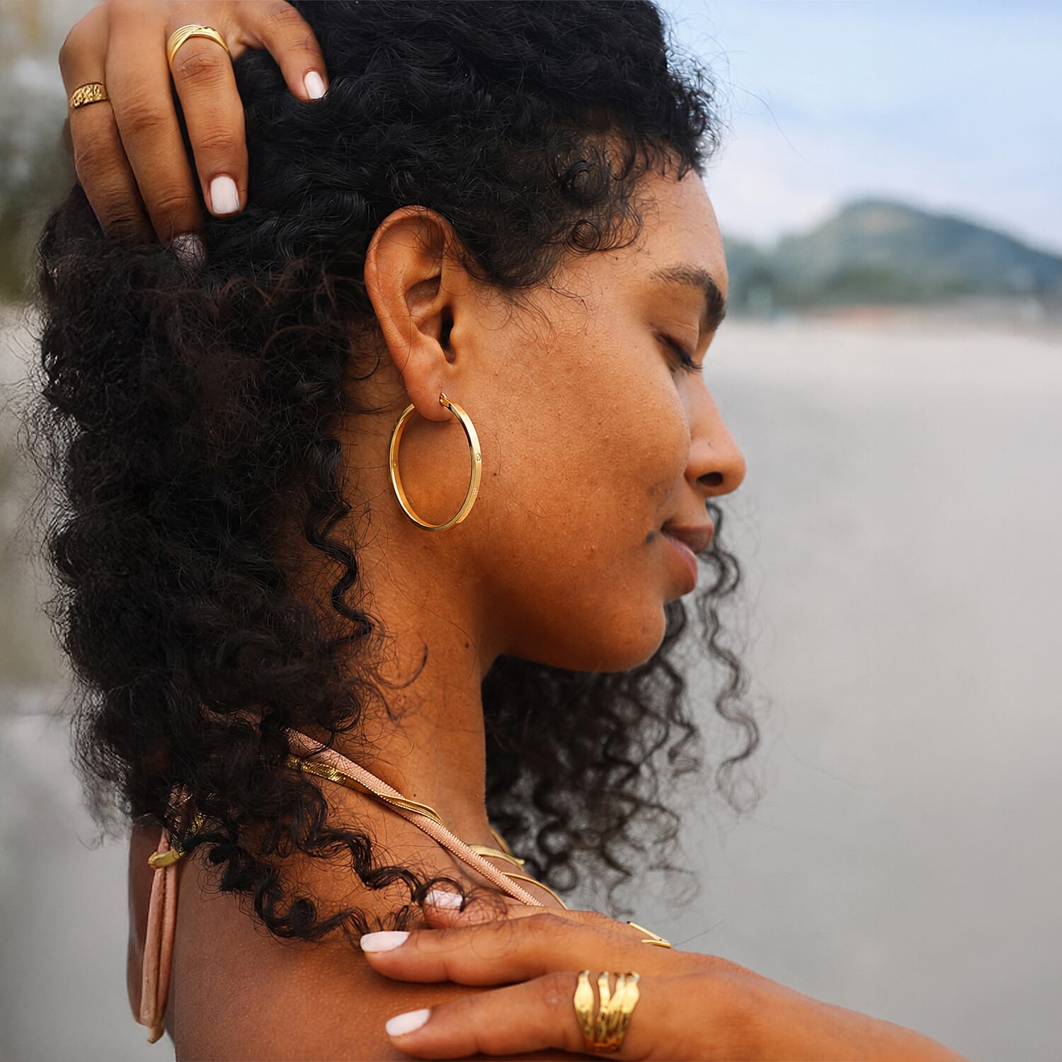 Close Out Deal- 9K Yellow Gold Hoop Earring with Clasp,