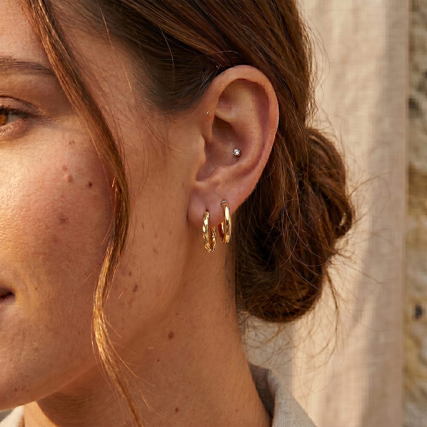 9K Yellow Gold Hoop Earring with Clasp