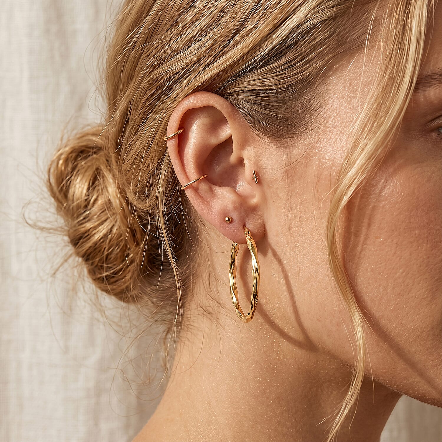 9K Yellow Gold Bean Tube Twist Earring with Clasp, Gold Wt. 1.80 Gms