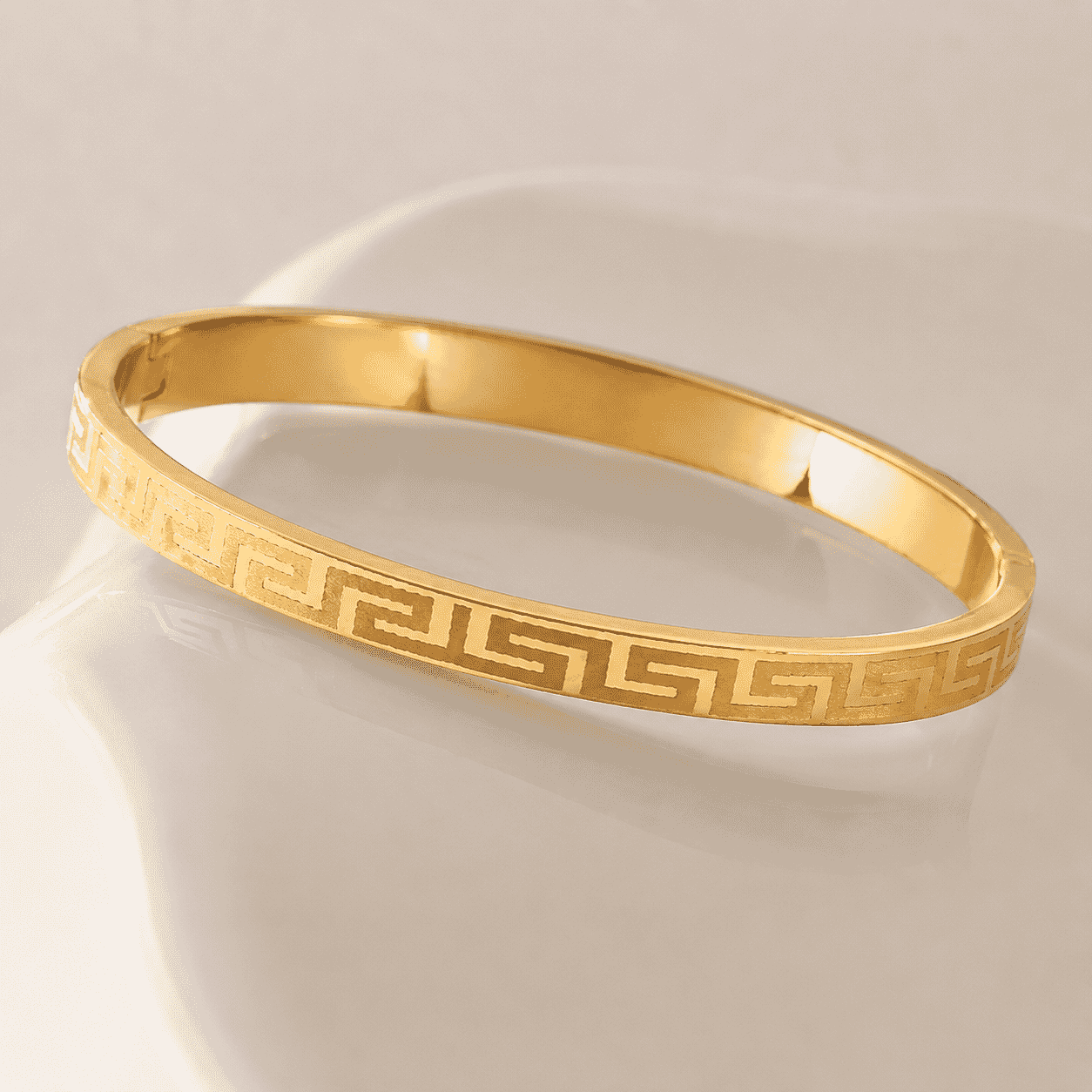 9K Yellow Gold Hindge Bangle (Size - 7), Gold Wt. 1.60 Gms