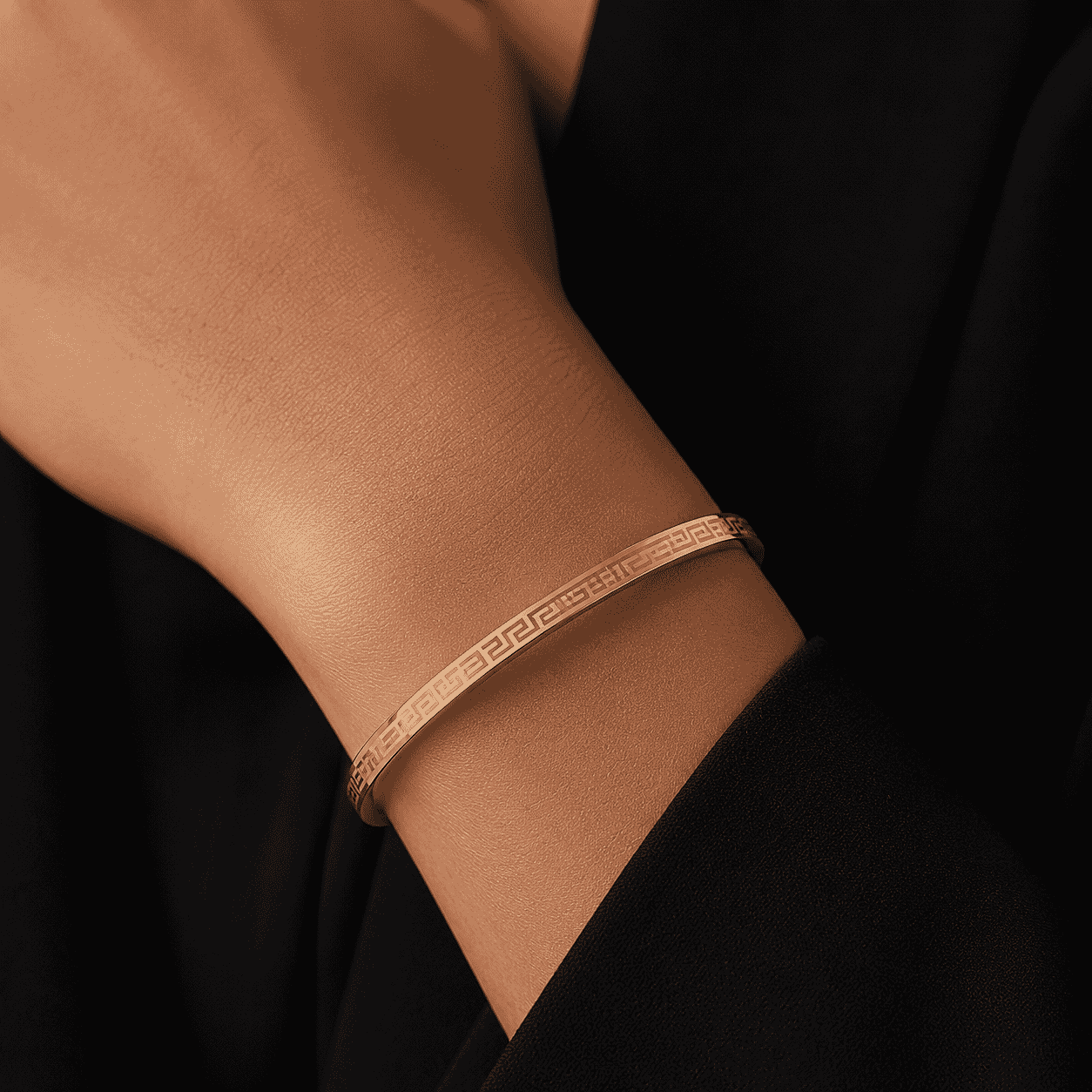 9K Yellow Gold Hindge Bangle (Size - 7), Gold Wt. 1.60 Gms