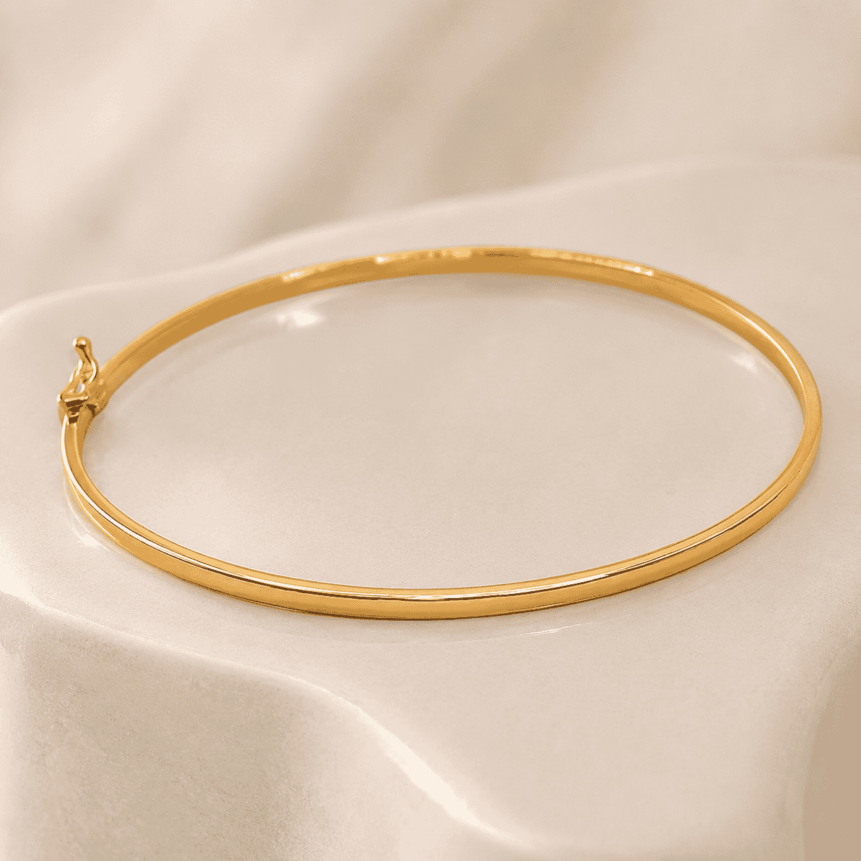 Close Out Deal- 9K Yellow Gold Hindge Bangle(Size-7'').