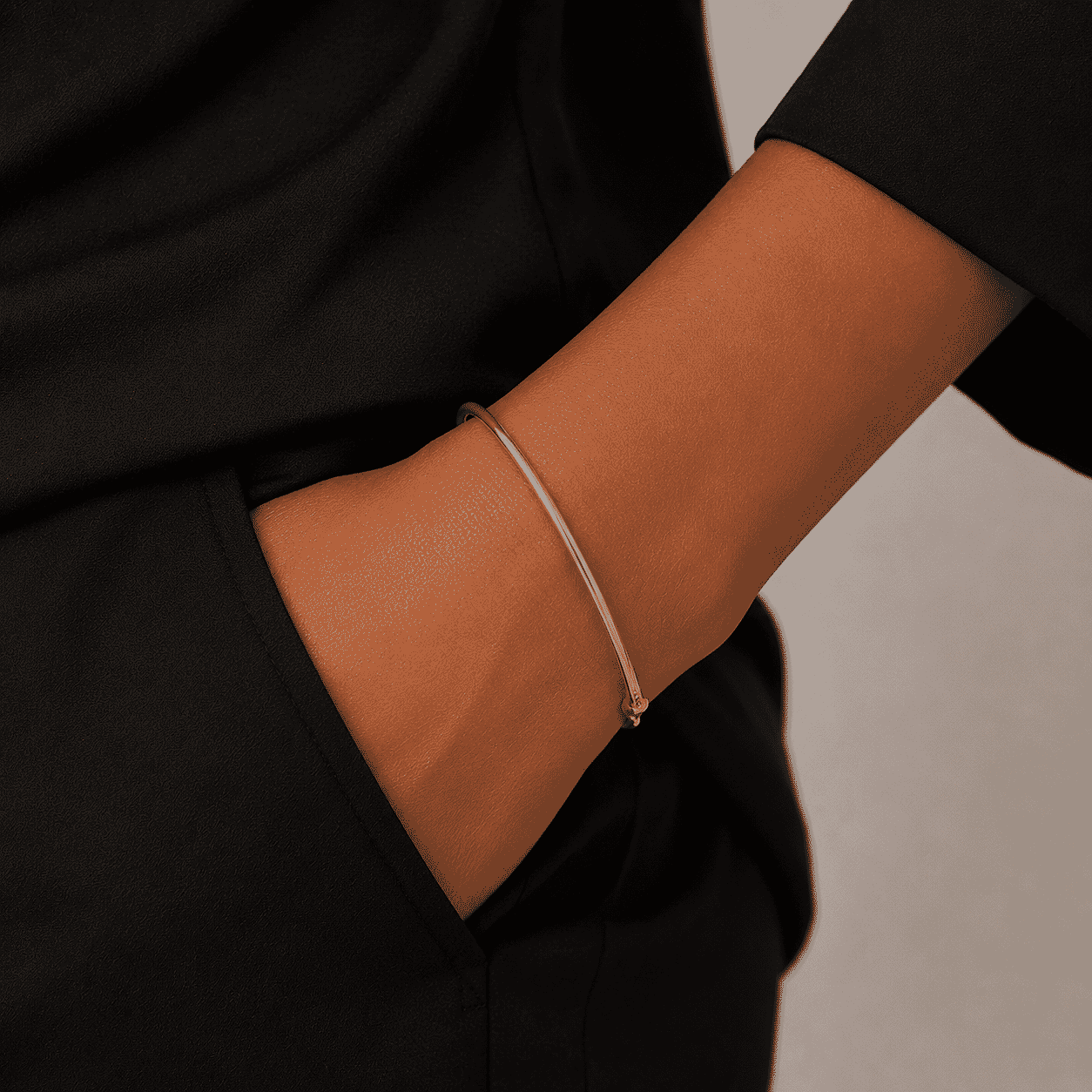 Close Out Deal- 9K Yellow Gold Hindge Bangle(Size-7'').