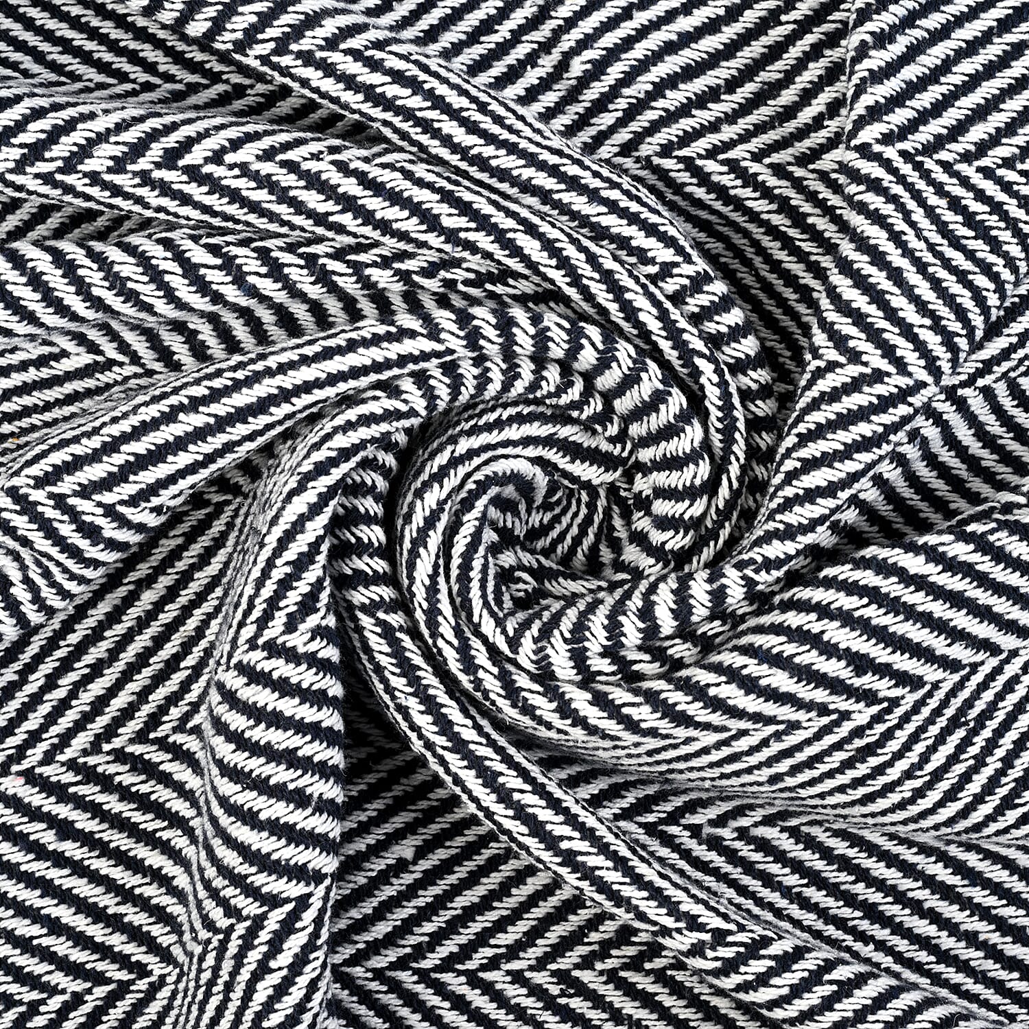 LIVMORE Cotton Patterned Throw Blanket