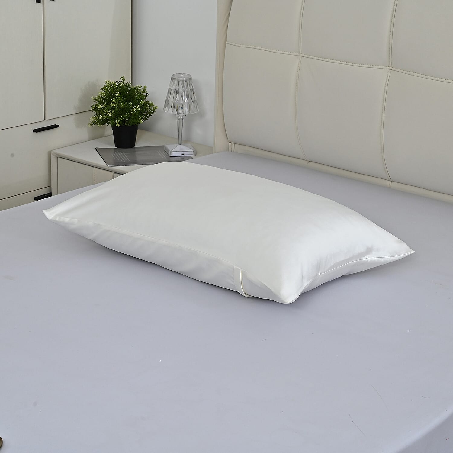 LA Marey Signature Mulberry Silk Patterned Pillow Case and Cover (Size 50x1 cm) - Ivory