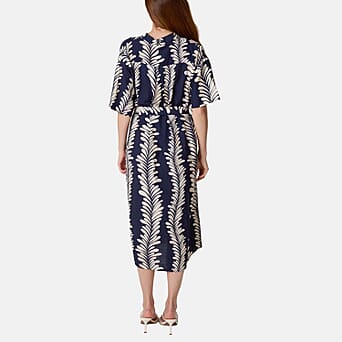 https://tjcuk.sirv.com/Products/85/6/8564405/Chilli-Charm-Leaf-Print-Maxi-Dress-One-Size-Navy_8564405_2.jpg?w=342&h=342