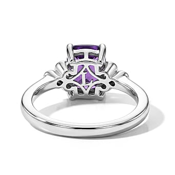 https://tjcuk.sirv.com/Products/85/6/8565582/Luxuriant-African-Amethyst-Lab-Grown-Diamond-Main-Stone-With-Side-Ston_8565582_4.jpg?w=342&h=342