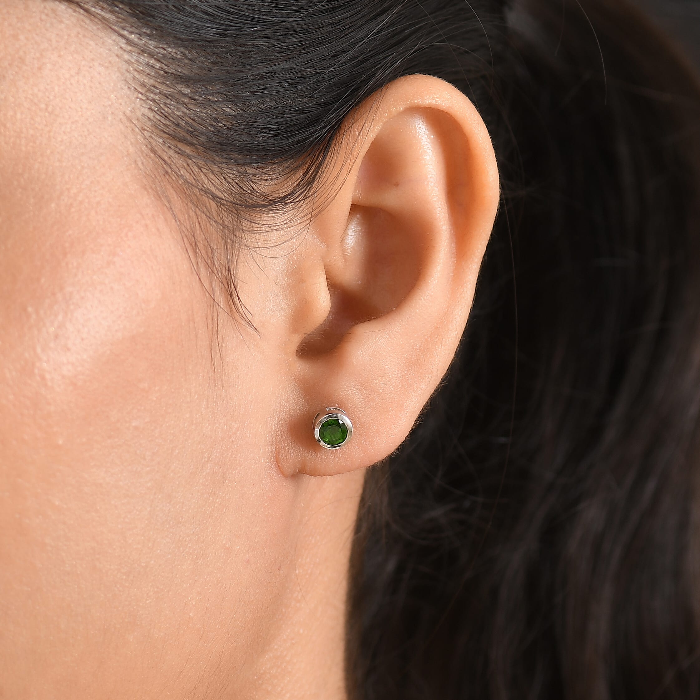 D'Joy - Natural Chrome Diopside Stud Earring with Push Post in Platinum Overlay Sterling Silver