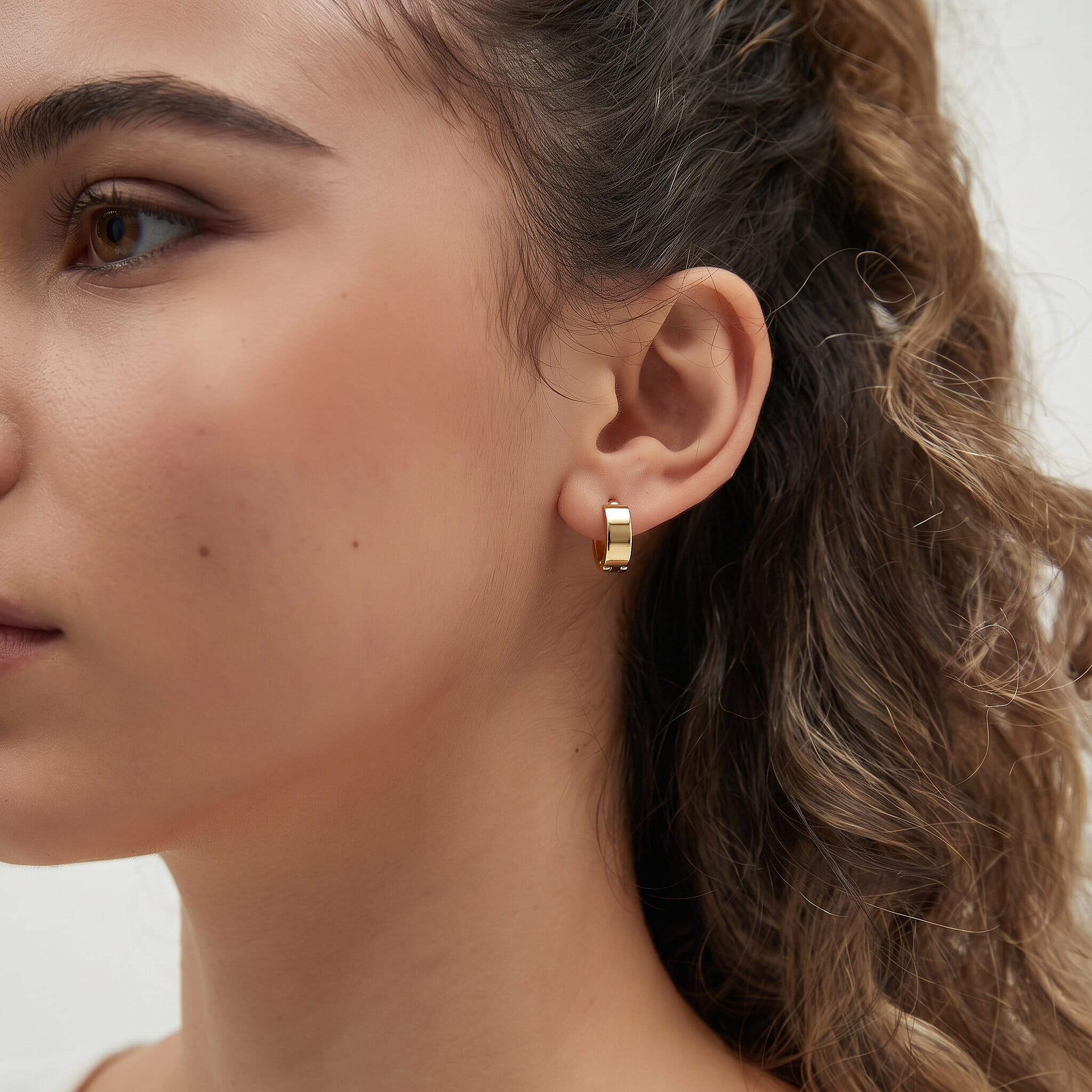 9K Yellow Gold Hoop Earring